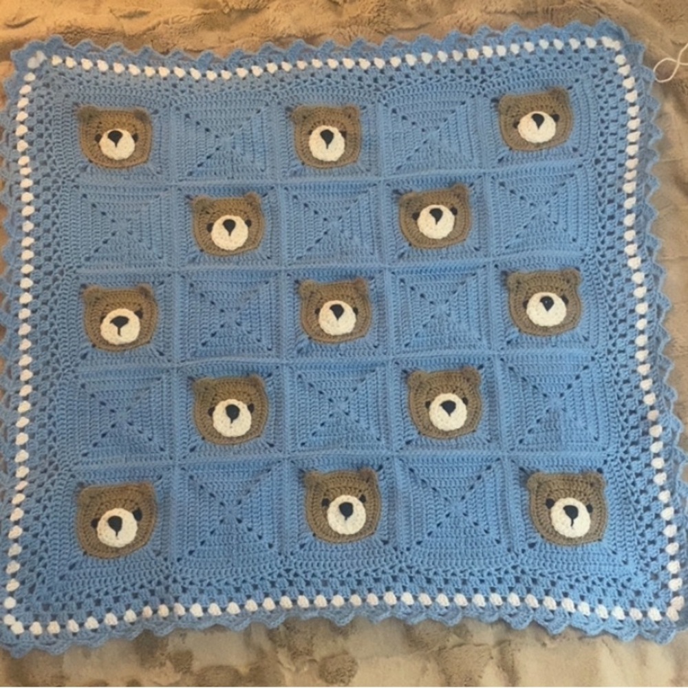 Blue bear blanket